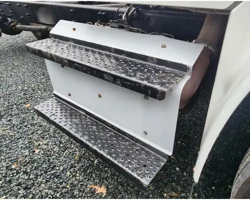 DPF (Diesel Particulate Filter) Freightliner M2 106 Complete Recycling Group LLC