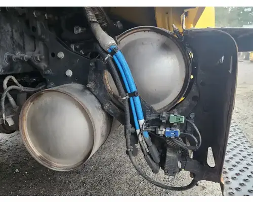 DPF (Diesel Particulate Filter) Freightliner M2 106 Complete Recycling Group LLC