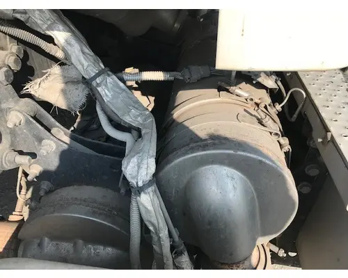 DPF (Diesel Particulate Filter) FREIGHTLINER M2 106 Hagerman Inc.
