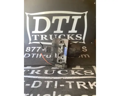 ECM (Brake & ABS) FREIGHTLINER M2 106 DTI Trucks