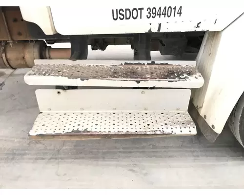 Brackets, Misc. FREIGHTLINER M2-106 Vander Haags Inc Cb