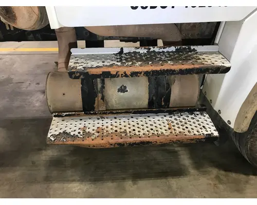 Brackets, Misc. FREIGHTLINER M2-106 Vander Haags Inc Sf