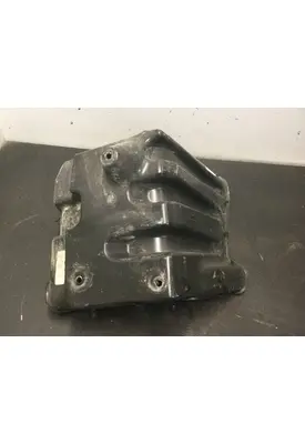 Freightliner M2 106 Fender, Inner