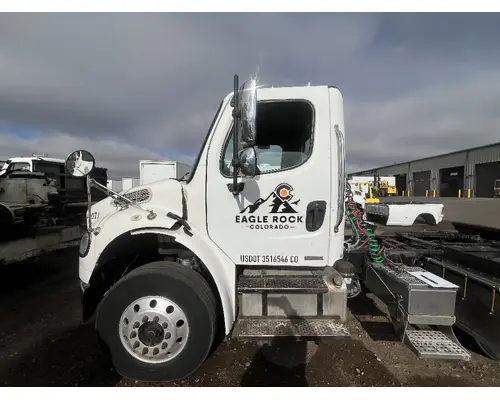 Fender Extension FREIGHTLINER M2 106 DTI Trucks