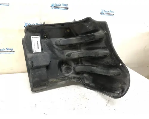 Fender FREIGHTLINER M2-106 Vander Haags Inc Cb