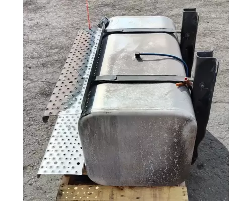 Freightliner M2 106 Fuel Tank