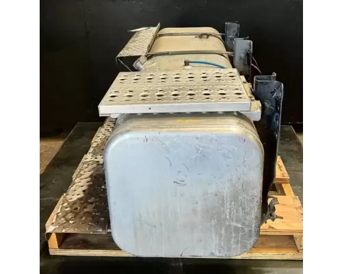 Freightliner M2 106 Fuel Tank
