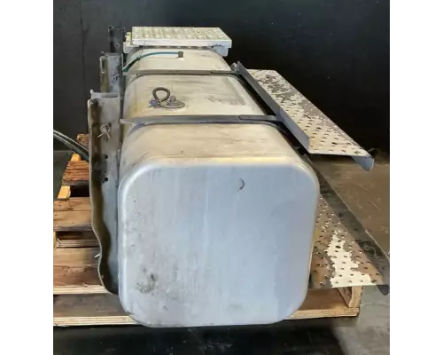 Freightliner M2 106 Fuel Tank