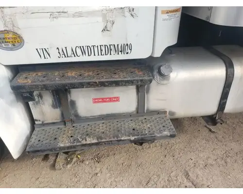 Freightliner M2 106 Fuel Tank