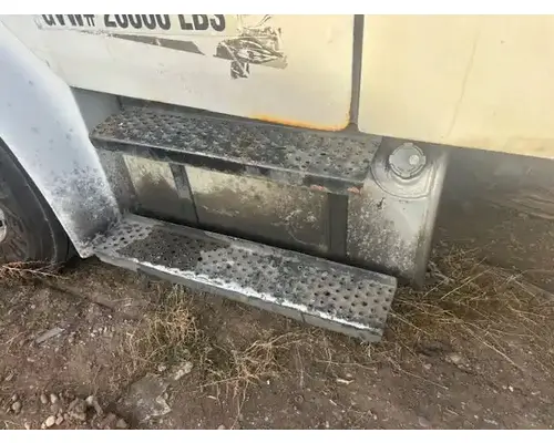 Freightliner M2 106 Fuel Tank