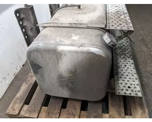 Freightliner M2 106 Fuel Tank