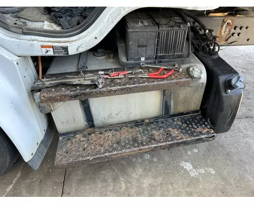 Fuel Tank FREIGHTLINER M2 106 DTI Trucks