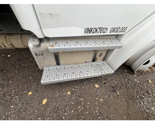 Fuel Tank FREIGHTLINER M2 106 DTI Trucks