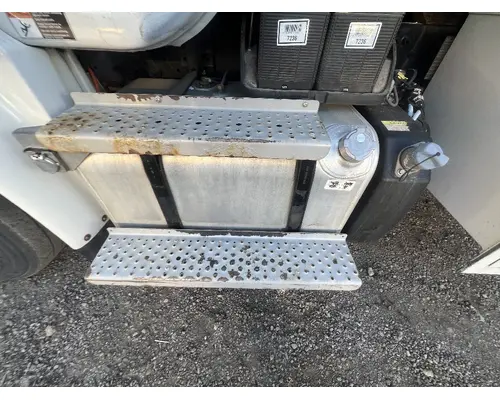 Fuel Tank FREIGHTLINER M2 106 DTI Trucks