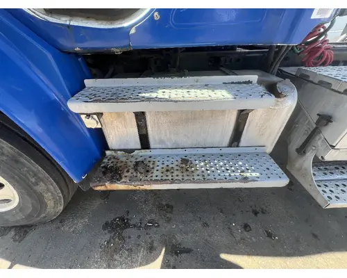 Fuel Tank FREIGHTLINER M2 106 DTI Trucks