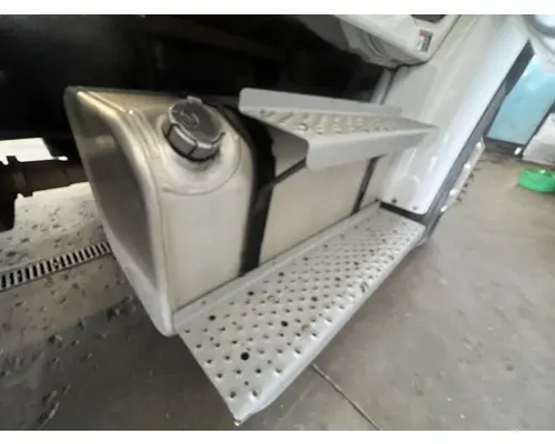 Fuel Tank FREIGHTLINER M2 106 DTI Trucks