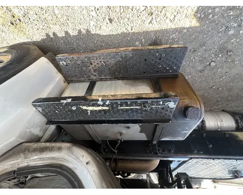 Fuel Tank FREIGHTLINER M2 106 DTI Trucks