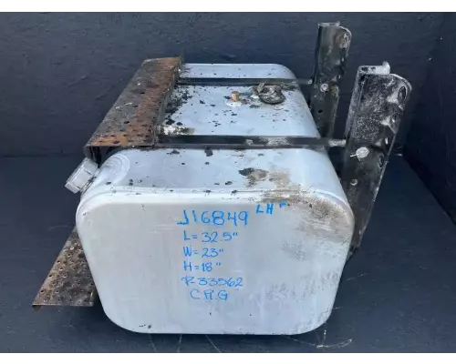 Freightliner M2 106 Fuel Tank