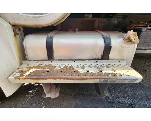 Freightliner M2 106 Fuel Tank