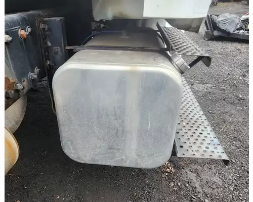 Freightliner M2 106 Fuel Tank