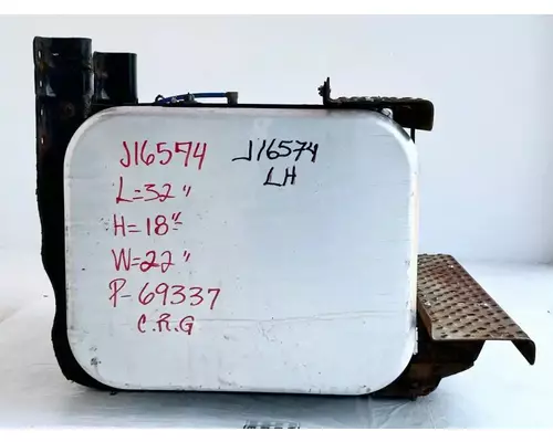 Freightliner M2 106 Fuel Tank