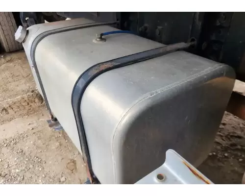 Freightliner M2 106 Fuel Tank