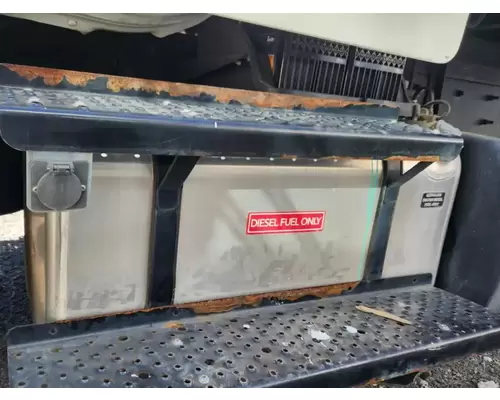 Freightliner M2 106 Fuel Tank