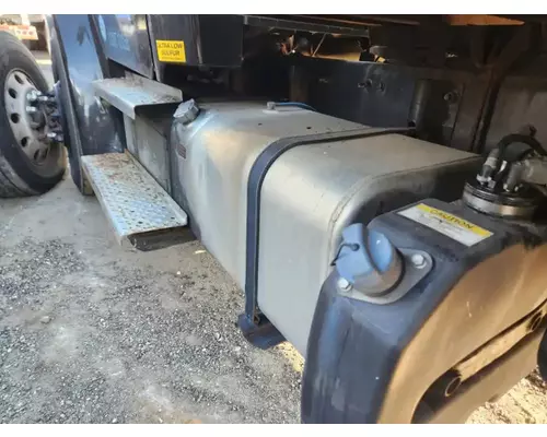 Freightliner M2 106 Fuel Tank
