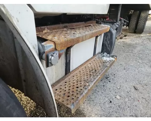 Freightliner M2 106 Fuel Tank