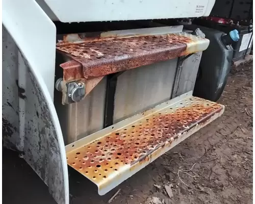 Freightliner M2 106 Fuel Tank