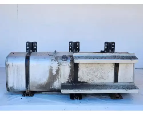 Freightliner M2 106 Fuel Tank