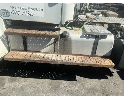 Fuel Tank FREIGHTLINER M2 106 Geco - Fresno
