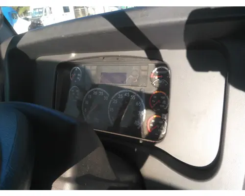 Instrument Cluster FREIGHTLINER M2 106 LKQ Evans Heavy Truck Parts