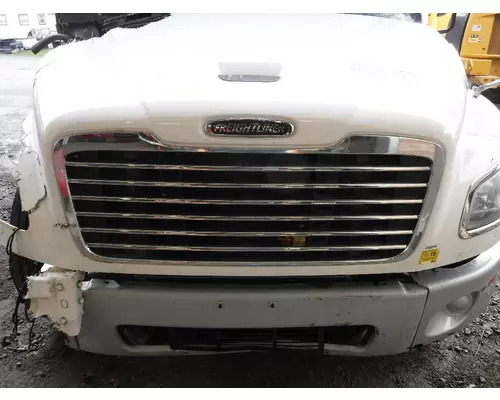 Grille FREIGHTLINER M2 106 Dutchers Inc   Heavy Truck Div  Ny