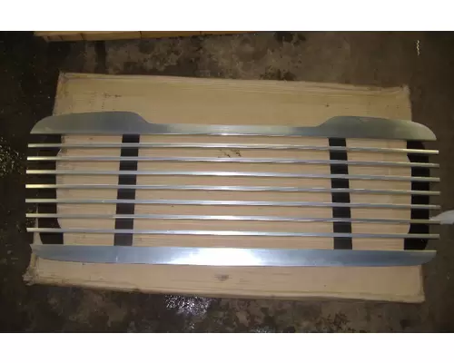 Grille FREIGHTLINER M2 106 Sam's Riverside Truck Parts Inc