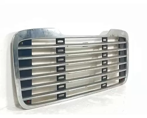 Freightliner M2 106 Grille