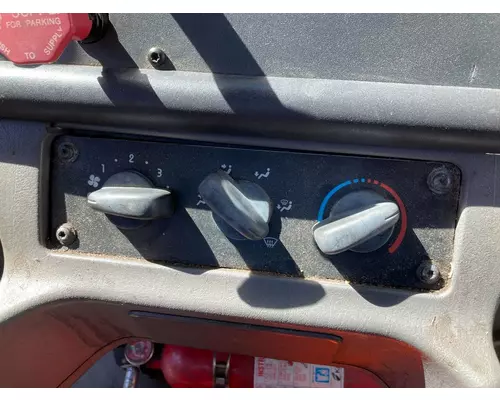 Freightliner M2 106 Heater & AC Temperature Control