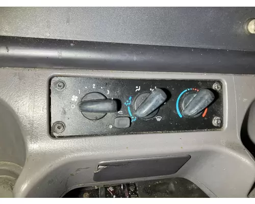 Freightliner M2 106 Heater & AC Temperature Control