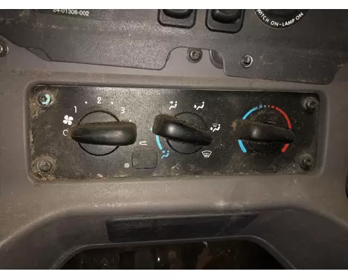 Freightliner M2 106 Heater & AC Temperature Control