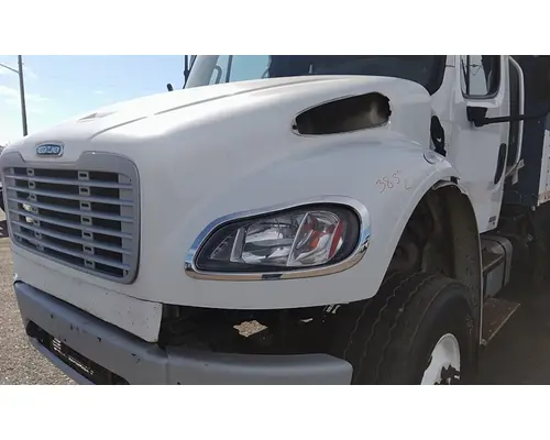 Hood FREIGHTLINER M2 106 LKQ Western Truck Parts