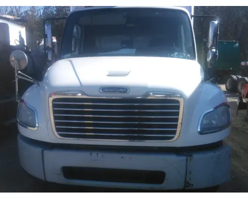 Hood FREIGHTLINER M2 106 LKQ Evans Heavy Truck Parts