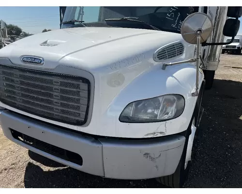 Hood FREIGHTLINER M2 106 DTI Trucks