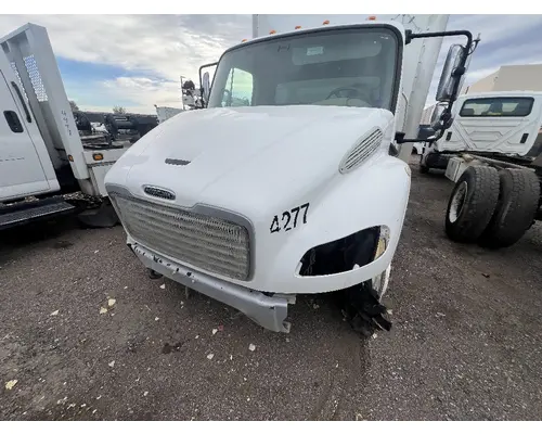 Hood FREIGHTLINER M2 106 DTI Trucks