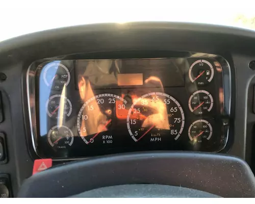 Freightliner M2 106 Instrument Cluster