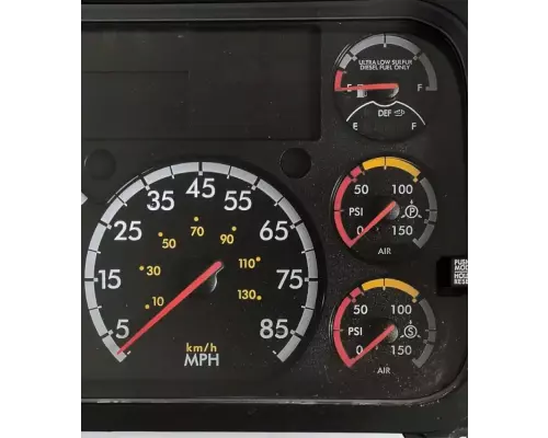 Freightliner M2 106 Instrument Cluster