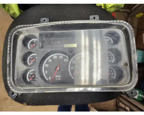 Freightliner M2 106 Instrument Cluster