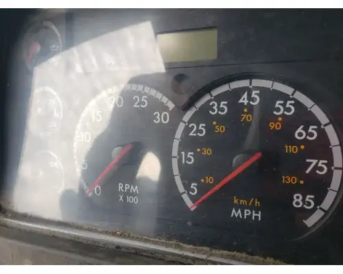 Freightliner M2 106 Instrument Cluster