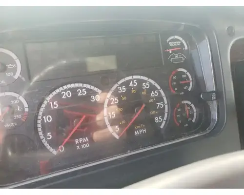 Freightliner M2 106 Instrument Cluster