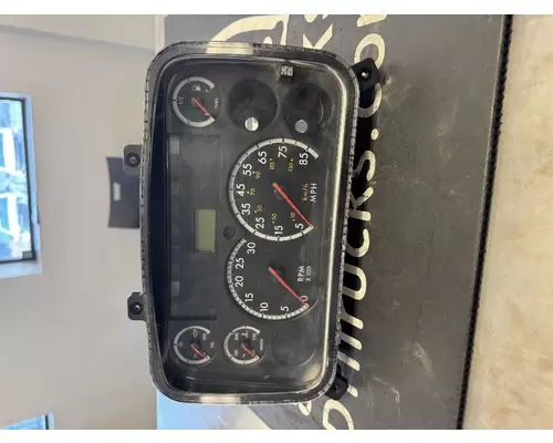 Instrument Cluster FREIGHTLINER M2 106 DTI Trucks