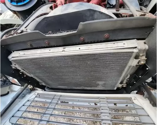 Freightliner M2 106 Intercooler